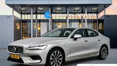 Gebruikt 2023 Volvo S60 Plus Sedan | € 37.895 (Eerlijke prijs)
