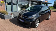Zwart Gebruikt 2023 Kia Picanto Comfort Hatchback | € 13.450 (Eerlijke prijs)
