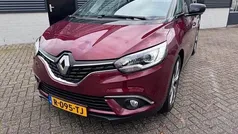 Rood Gebruikt 2017 Renault Scénic IV Intens MPV | € 11.950 (Goede deal)