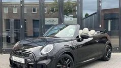 Gebruikt 2022 Mini John Cooper Works Cabriolet Cabriolet | € 34.950 (Goede deal)