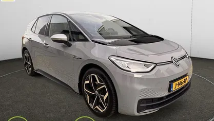 Grijs Gebruikt 2020 VW ID.3 Hatchback | € 18.595 (Eerlijke prijs)