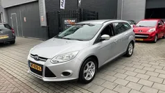 Grijs, metallic lak Gebruikt 2011 Ford Focus Trend Stationwagen | € 4.999 (Eerlijke prijs)