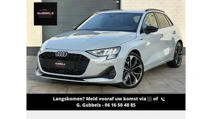 Grijs Gebruikt 2024 Audi A3 Sportback S-Line Hatchback | € 35.550 (Eerlijke prijs)