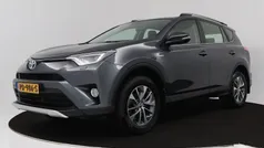 Gebruikt 2016 Toyota RAV4 Style SUV | € 22.445 (Eerlijke prijs)