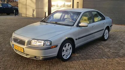 Beige Occasion 2000 Volvo S80 Comfort Sedan | € 2.875 (Eerlijke prijs)