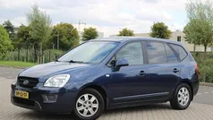 Blauw Gebruikt 2007 Kia Carens MPV | € 1.850 (Eerlijke prijs)
