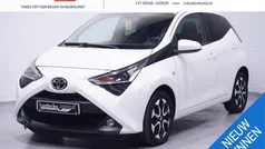 Wit Gebruikt 2021 Toyota Aygo Hatchback | € 12.850 (Eerlijke prijs)