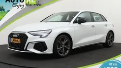 Wit Gebruikt 2021 Audi A3 Sportback S-Line Hatchback | € 27.940 (Eerlijke prijs)
