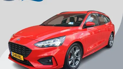 Rood Occasion 2018 Ford Focus Business Edition Stationwagen | € 16.900 (Eerlijke prijs)