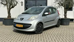 Grijs Gebruikt 2008 Peugeot 107 Hatchback | € 1.885 (Eerlijke prijs)