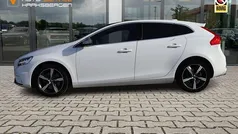 Gebruikt 2018 Volvo V40 R-Design Hatchback | € 18.900 (Eerlijke prijs)