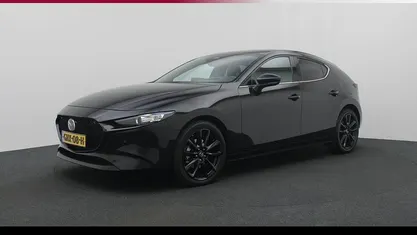 Zwart Occasion 2024 Mazda 3 Homura-Line Hatchback | € 31.950 (Eerlijke prijs)