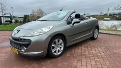 Grijs Gebruikt 2007 Peugeot 207 CC Cabriolet | € 2.999 (Eerlijke prijs)