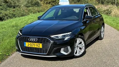 Occasion 2020 Audi A3 Sportback Business Hatchback | € 20.950 (Eerlijke prijs)
