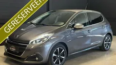 Grijs Gebruikt 2019 Peugeot 208 Hatchback | € 10.750 (Super prijs)