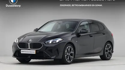 Zwart Gebruikt 2025 BMW 120 M Sport Hatchback | € 35.450 (Eerlijke prijs)