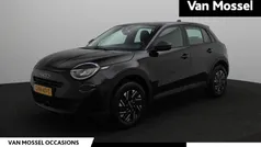 Zwart Gebruikt 2024 Fiat 600 Urban SUV | € 28.440 (Eerlijke prijs)