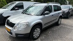 Grijs Gebruikt 2011 Skoda Yeti Comfort SUV | € 3.750 (Eerlijke prijs)