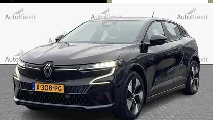 Gebruikt 2023 Renault Megane E-Tech Evolution Hatchback | € 24.950 (Goede deal)
