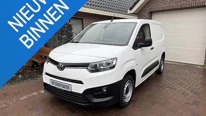 Gebruikt 2022 Toyota Proace City City MPV | € 11.650 (Super prijs)