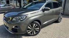 Grijs Gebruikt 2019 Peugeot 3008 SUV | € 15.850 (Eerlijke prijs)