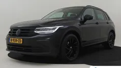 Zwart Gebruikt 2022 VW Tiguan Business SUV | € 31.895 (Goede deal)