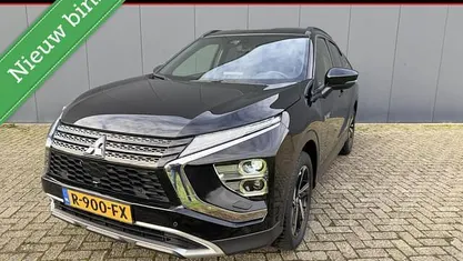 Zwart Gebruikt 2022 Mitsubishi Eclipse Cross Intense+ SUV | € 23.950 (Eerlijke prijs)