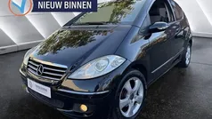 Zwart (metallic) Gebruikt 2008 Mercedes A150 Avantgarde MPV | € 2.490 (Eerlijke prijs)