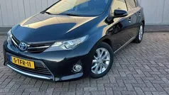 Zwart Gebruikt 2014 Toyota Auris Hybrid Hatchback | € 8.450 (Goede deal)