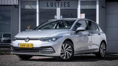 Gebruikt 2021 VW Golf VIII Style Hatchback | € 24.400 (Super prijs)