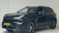 Zwart Gebruikt 2022 Lynk & Co 01 SUV | € 25.295 (Eerlijke prijs)