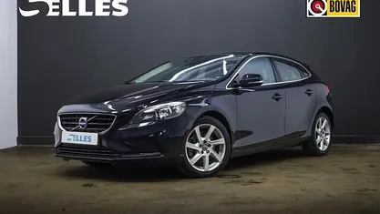 Occasion Volvo V40 Business Edition 191 PK (140 kW) 2014 Zwart Hatchback
