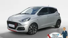 Sleek silver metallic (rys) Gebruikt 2021 Hyundai i10 N Line Hatchback | € 16.950 (Eerlijke prijs)