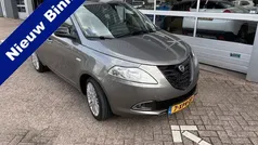 Gebruikt 2014 Lancia Ypsilon Hatchback | € 5.945 (Eerlijke prijs)