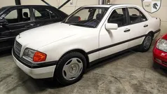 Gebruikt 1993 Mercedes C220 Classic | € 7.950