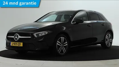 Occasion 2020 Mercedes A250 Progressive Hatchback | € 23.445 (Eerlijke prijs)