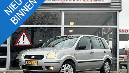 Occasion Ford Fusion Ghia 79 PK (58 kW) 2004 MPV