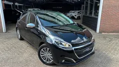 Zwart Gebruikt 2016 Peugeot 208 Allure Hatchback | € 7.995 (Goede deal)