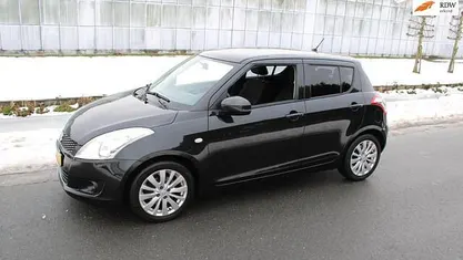 Gebruikt 2011 Suzuki Swift Exclusive Hatchback | € 5.900 (Eerlijke prijs)