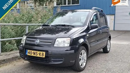 Occasion 2004 Fiat Panda Emotion Hatchback | € 1.750 (Eerlijke prijs)
