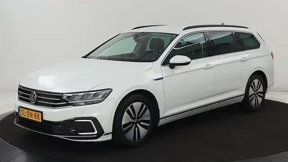 Occasion 2020 VW Passat GTE Stationwagen | € 19.900 (Goede deal)