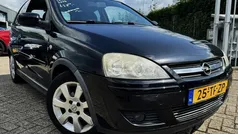 Zwart Gebruikt 2006 Opel Corsa Hatchback | € 1.750 (Super prijs)