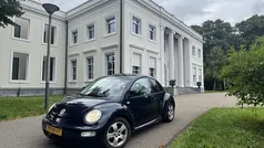 Blauw Gebruikt 2001 VW Beetle Highline Hatchback | € 1.500 (Eerlijke prijs)