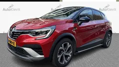 Rood (metallic) Gebruikt 2022 Renault Captur R.S. SUV | € 24.950 (Eerlijke prijs)