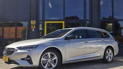 Occasion 2022 Opel Insignia Business Stationwagen | € 26.450 (Eerlijke prijs)