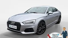 Floretzilver metallic (grijs metallic) Gebruikt 2019 Audi A5 Sportback Proline Hatchback | € 23.940 (Super prijs)