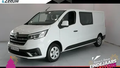 Ijswit 369 Gebruikt 2024 Renault Trafic MPV | € 24.935 (Goede deal)