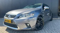 Grijs Gebruikt 2015 Lexus CT200h Hatchback | € 11.995 (Eerlijke prijs)