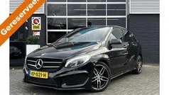 Zwart Gebruikt 2016 Mercedes B180 AMG MPV | € 18.495 (Eerlijke prijs)