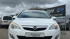 Wit Gebruikt 2011 Opel Astra Edition Stationwagen | € 2.499 (Eerlijke prijs)